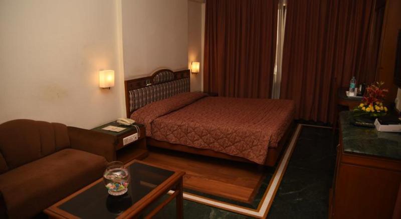Hotel Maurya Bangalore Ngoại thất bức ảnh