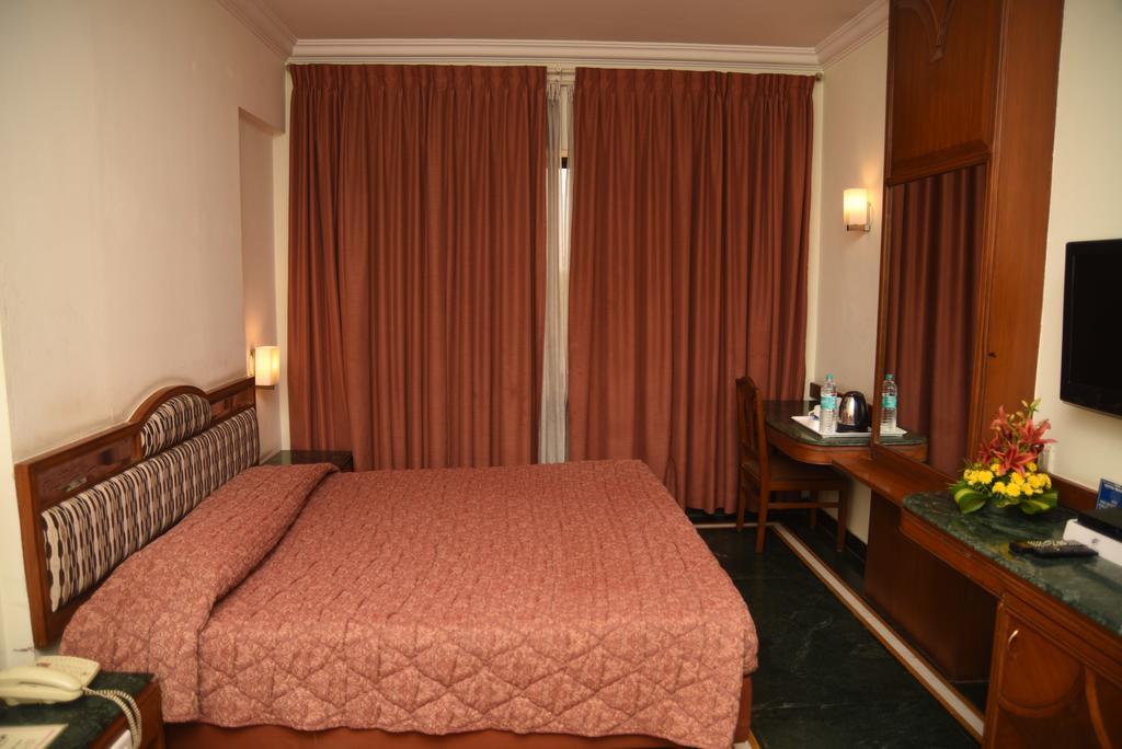Hotel Maurya Bangalore Ngoại thất bức ảnh