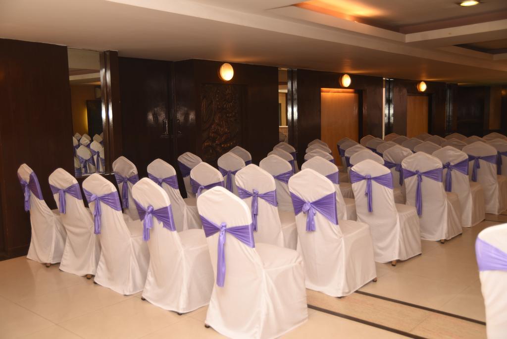 Hotel Maurya Bangalore Ngoại thất bức ảnh