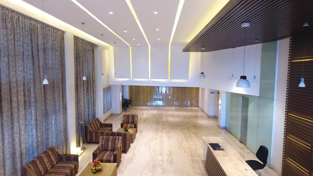 Hotel Maurya Bangalore Ngoại thất bức ảnh