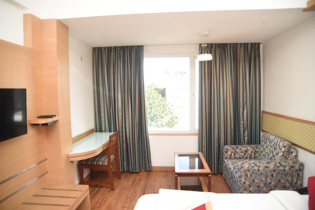 Hotel Maurya Bangalore Ngoại thất bức ảnh